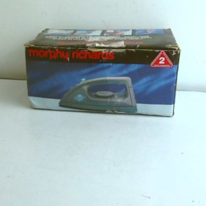 مكواة سفر من مورفي ريتشاردز (Morphy Richards)