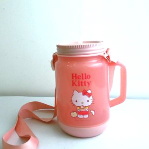 مطرة ماء بلاستيكية بتصميم هيلو كيتي