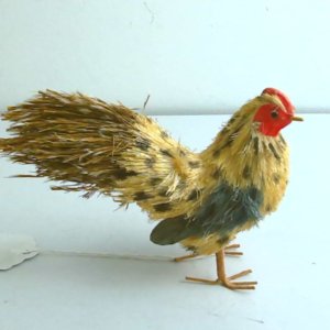 مجسم ديك زينة من القش