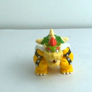 مجسم شخصية باوزر (Bowser) من سوبر ماريو