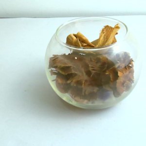 وعاء زجاجي دائري للزينة
